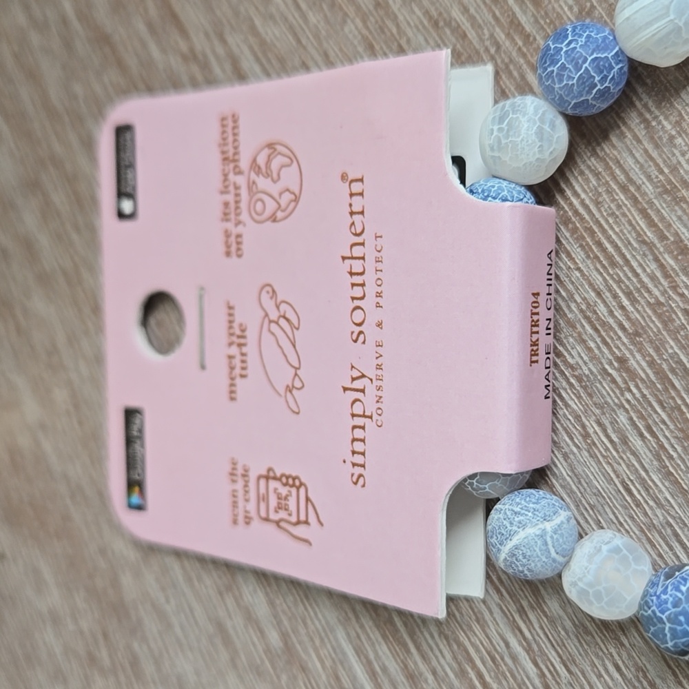 NWT Simply Southern Blue and White Beaded Tracker Bracelet with Pink Turtle - Picture 2 of 4